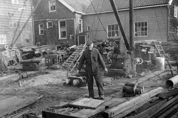 scheepswerf-matena-papendrecht-Bagger-materialen-1960 scheepswerf-matena-papendrecht-Bagger-materialen-1960