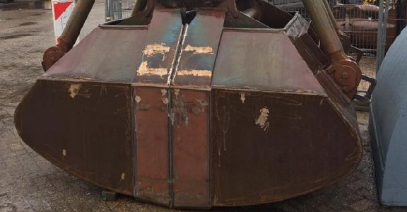 scheepswerf-matena-papendrecht-vervangen-schalen-overslaggrijper1 scheepswerf-matena-papendrecht-vervangen-schalen-overslaggrijper1